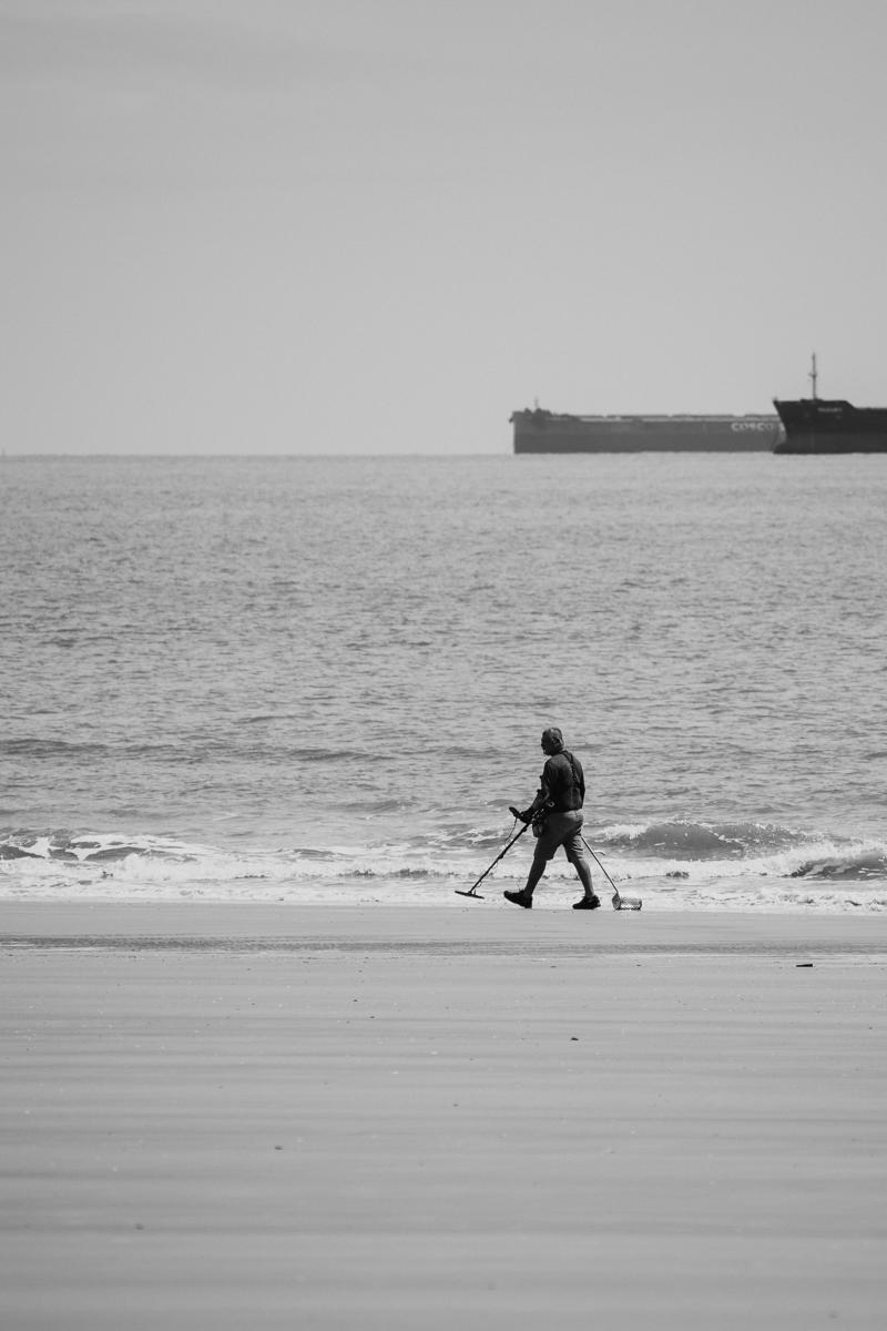 Metal detecting