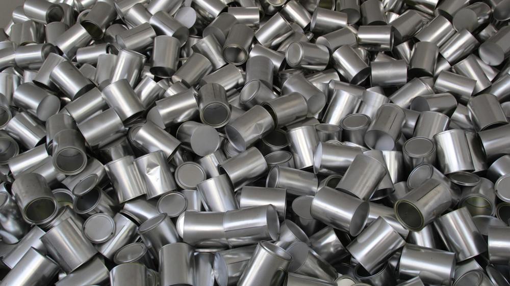 Molten aluminum