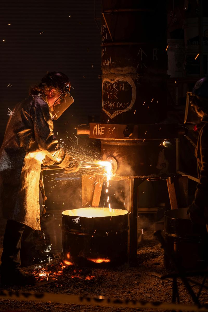 Molten steel